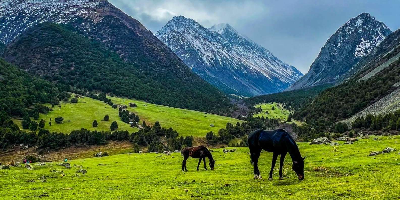 Private tour: Alamedin Gorge and Teke-Tor Waterfall Tour