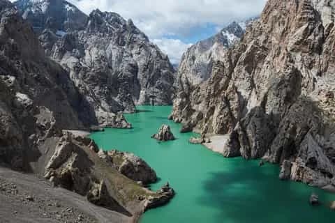 From Bishkek: 5-Day Private Song-Kul & Kel-Suu Lakes Tour