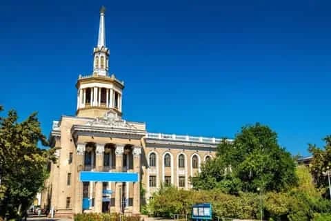 Bishkek: Private custom tour with a local guide