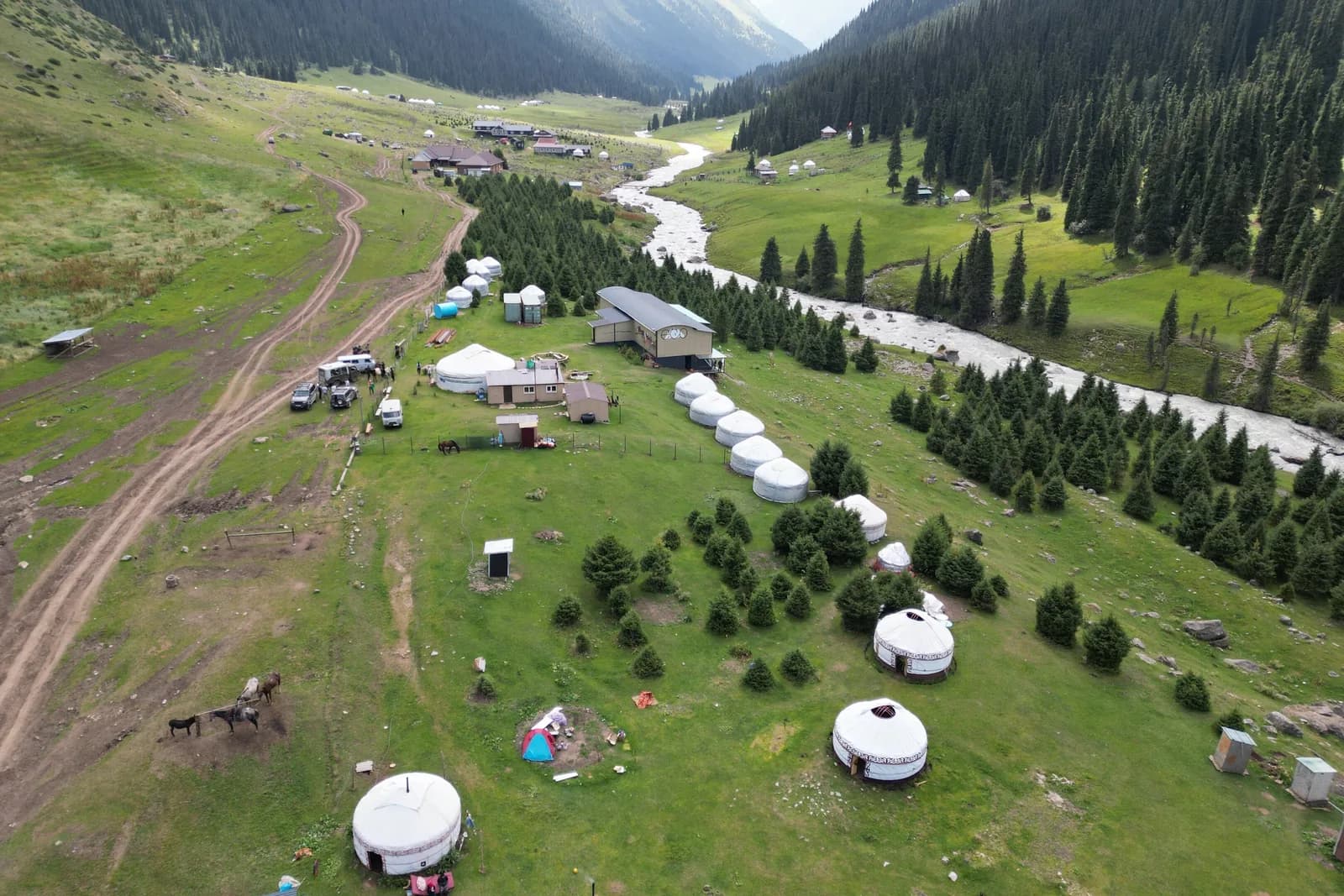 4 Days Adventure Issyk Kul Lake and Altyn Arashan Tour