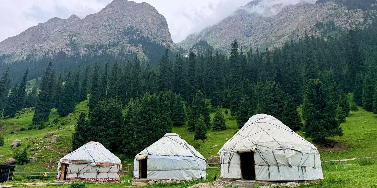 Yurt Stays in Kyrgyzstan: How to Choose Yours (2026)