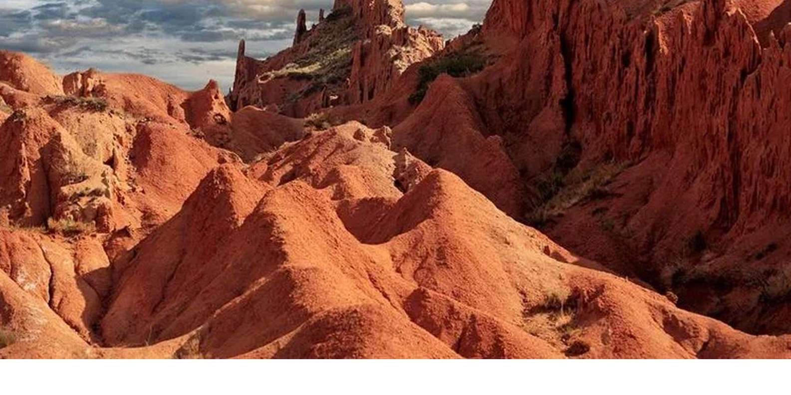 2 Days Issyk Kul Lake Canyons Horse Riding and Yurt Stay
