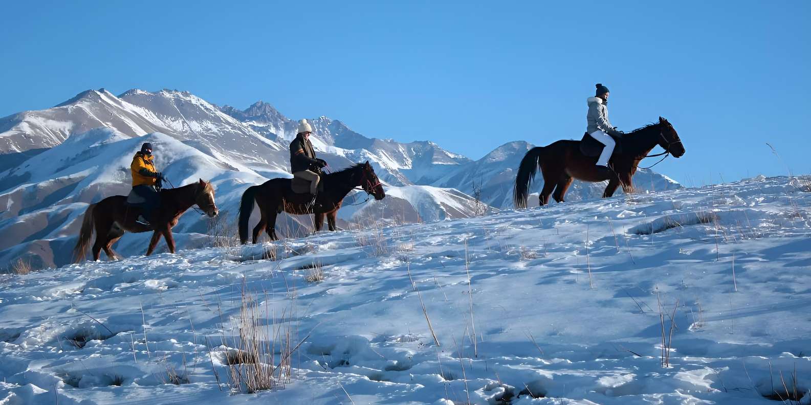 Bishkek: 3-Day Winter Tour with Horse Riding & Yurt Stay