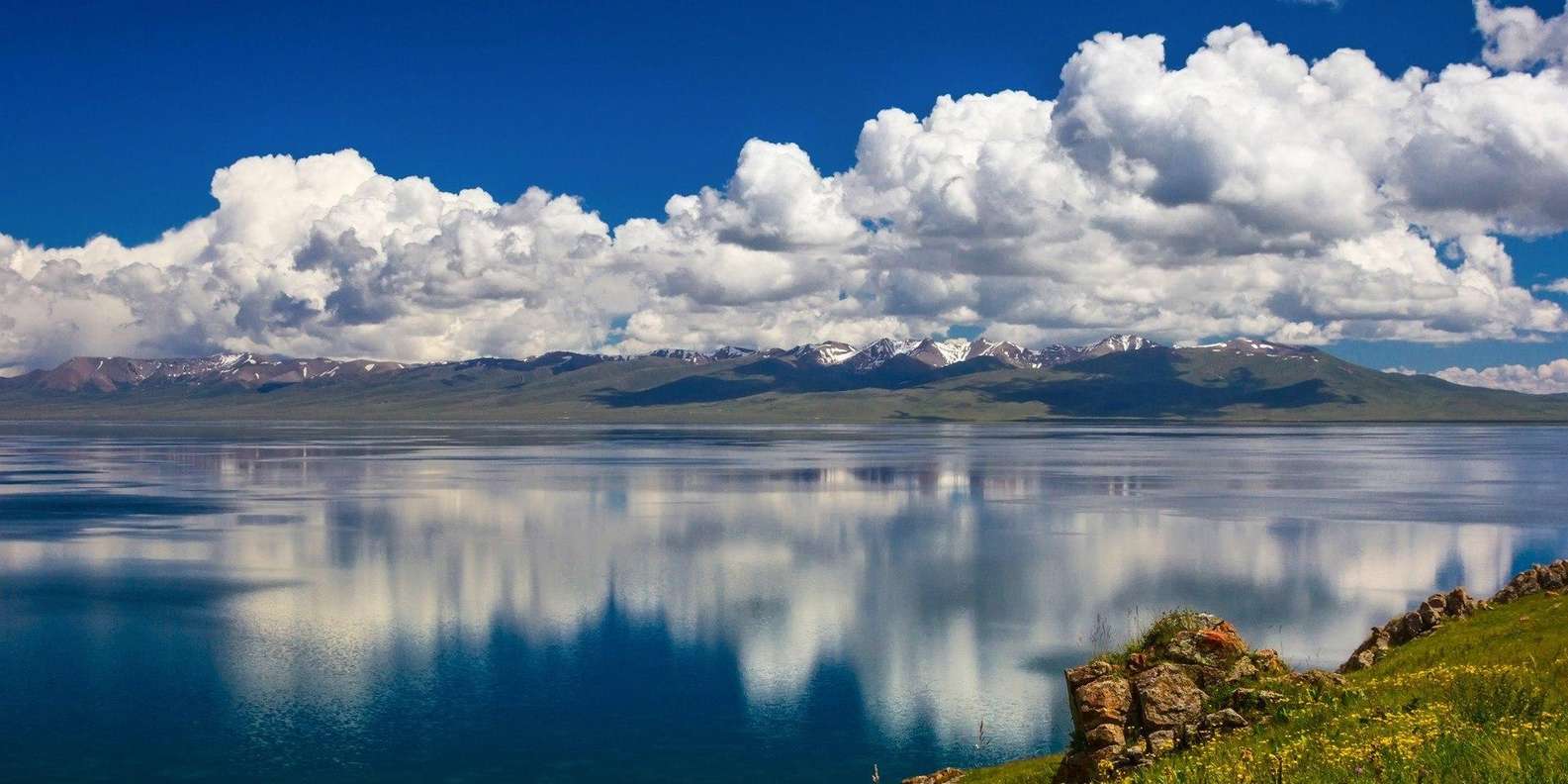 Bishkek: Private 2-Day Song-Kul Lake and Yurt Camp Tour