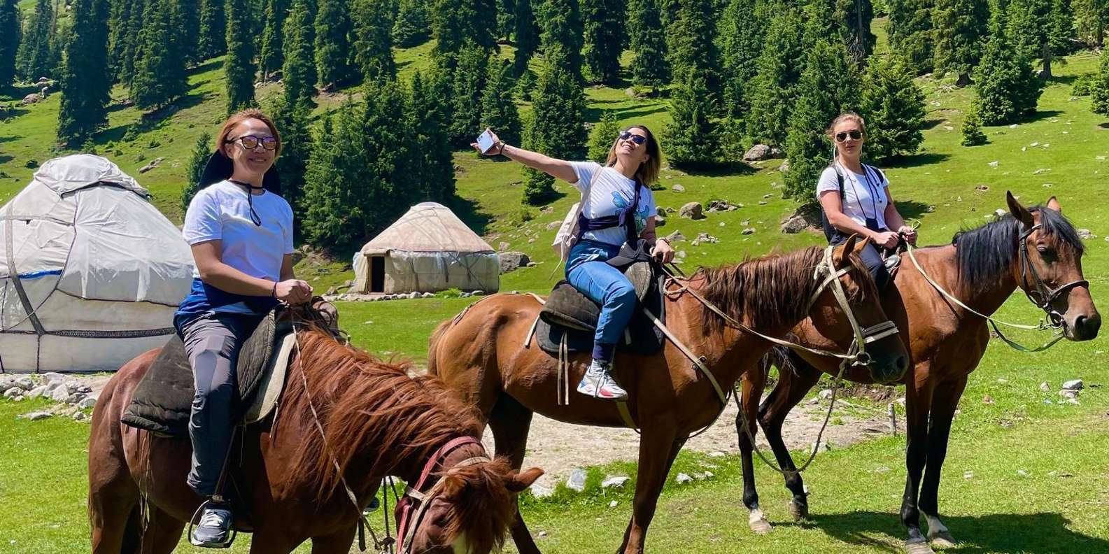 1 Day Chon Kemin tour with Horse Riding